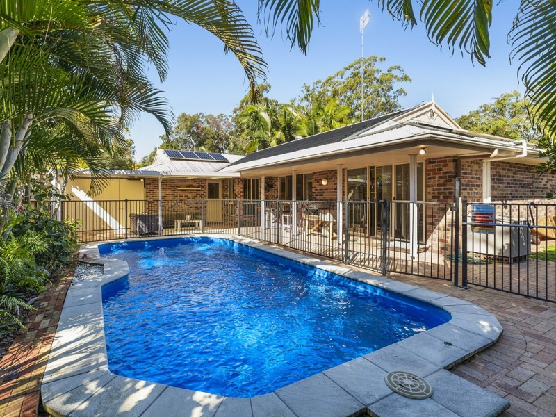 6 Troon Court, Tewantin QLD 4565