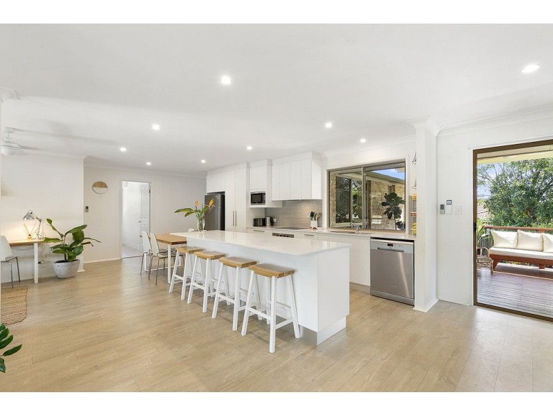 5 Ferntree Court, Noosaville QLD 4566