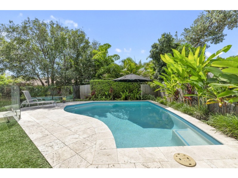 5 Ferntree Court, Noosaville QLD 4566