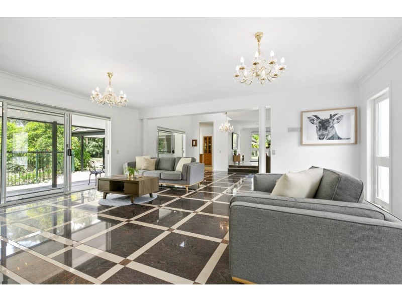 27 Beckmans Road, Tewantin QLD 4565