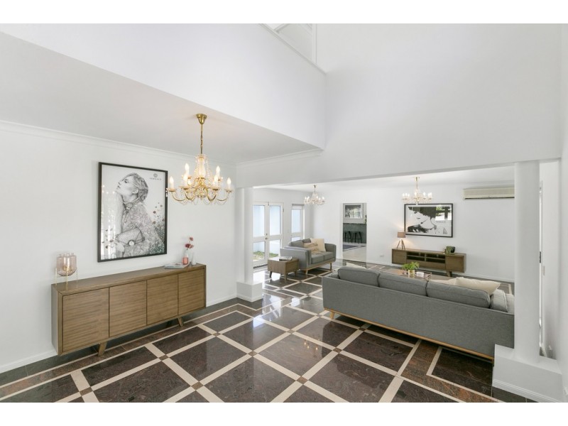 27 Beckmans Road, Tewantin QLD 4565