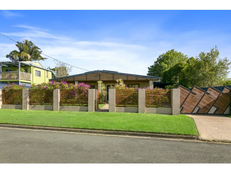 9 Cobham Street, Tewantin QLD 4565