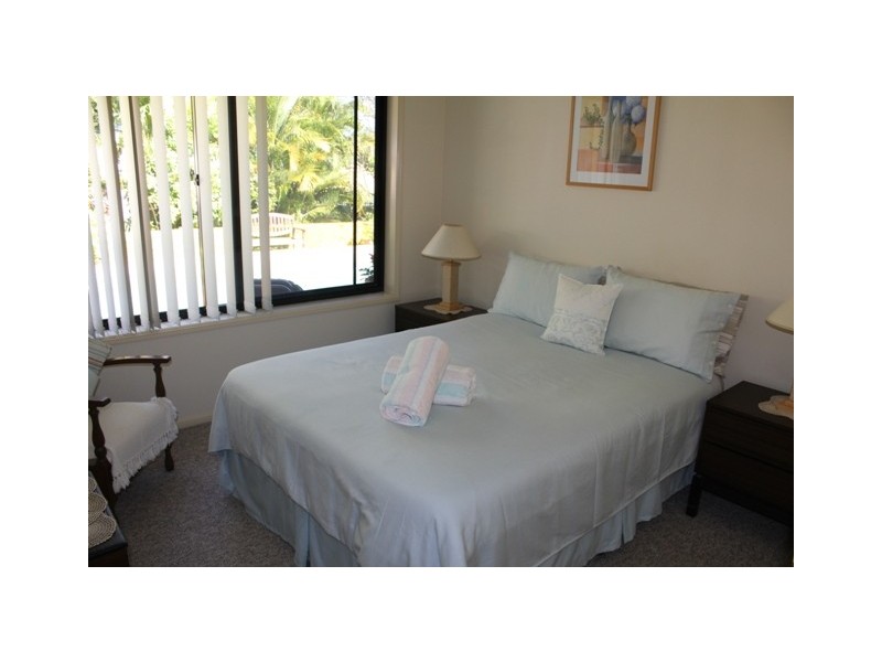 9  Flame Tree Drive, Tewantin QLD 4565