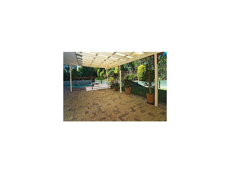 4 Prestwick Court, Tewantin QLD 4565