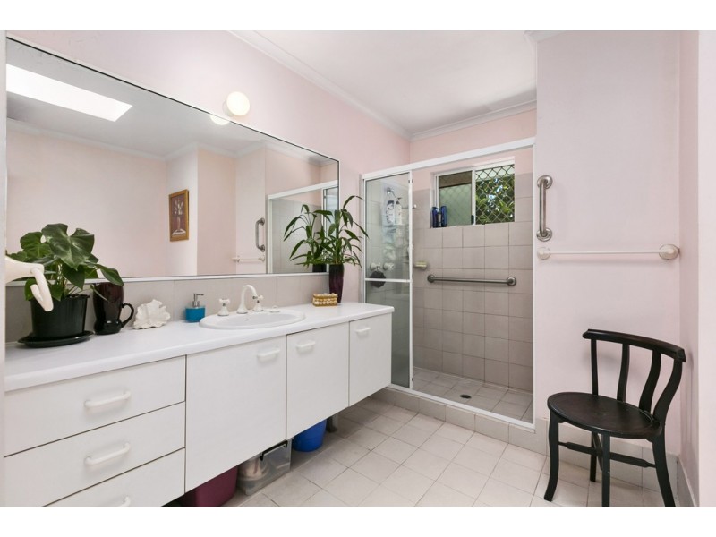 5/2 Sidoni Street, Tewantin QLD 4565