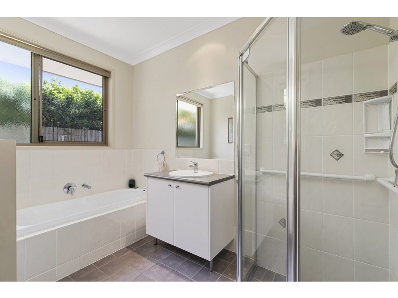 18 George Street, Tewantin QLD 4565