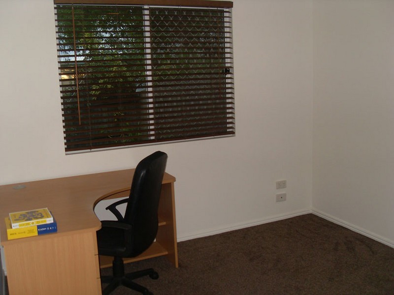 Unit 4-74 Southern Cross Parade, Sunrise Beach QLD 4567