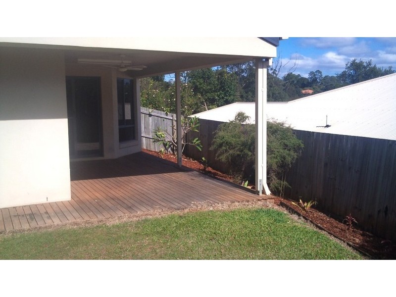 32 Kensington Drive, Cooroy QLD 4563