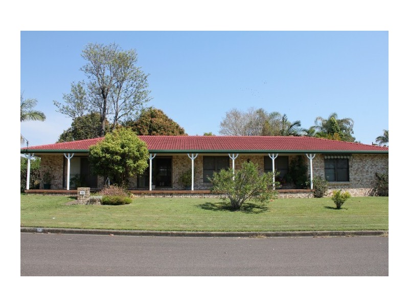27 Lakeview Drive, Tewantin QLD 4565