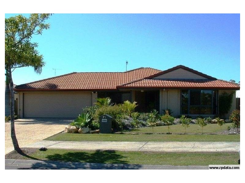 71 Outlook Drive, Tewantin QLD 4565