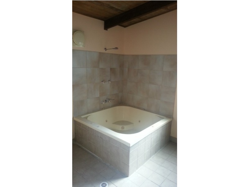 31 Pines Avenue, Cooroibah QLD 4565