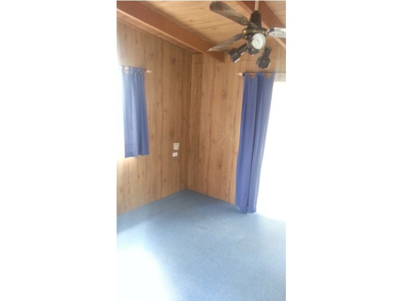 31 Pines Avenue, Cooroibah QLD 4565