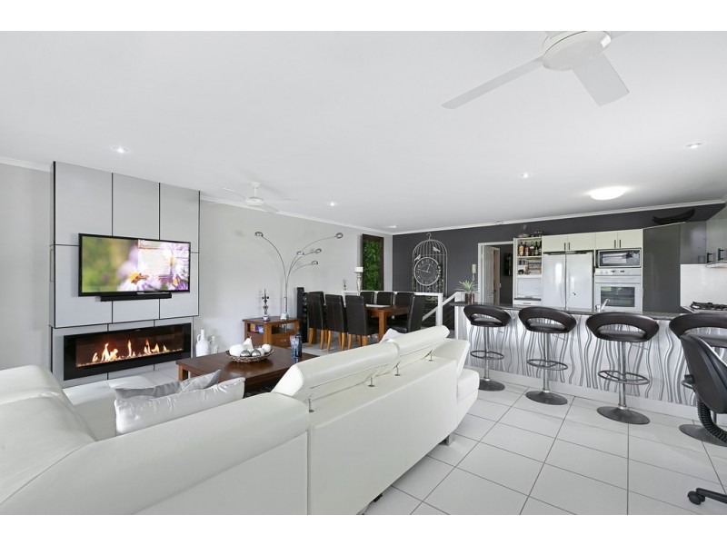 1/40 Ventura Street, Sunrise Beach QLD 4567