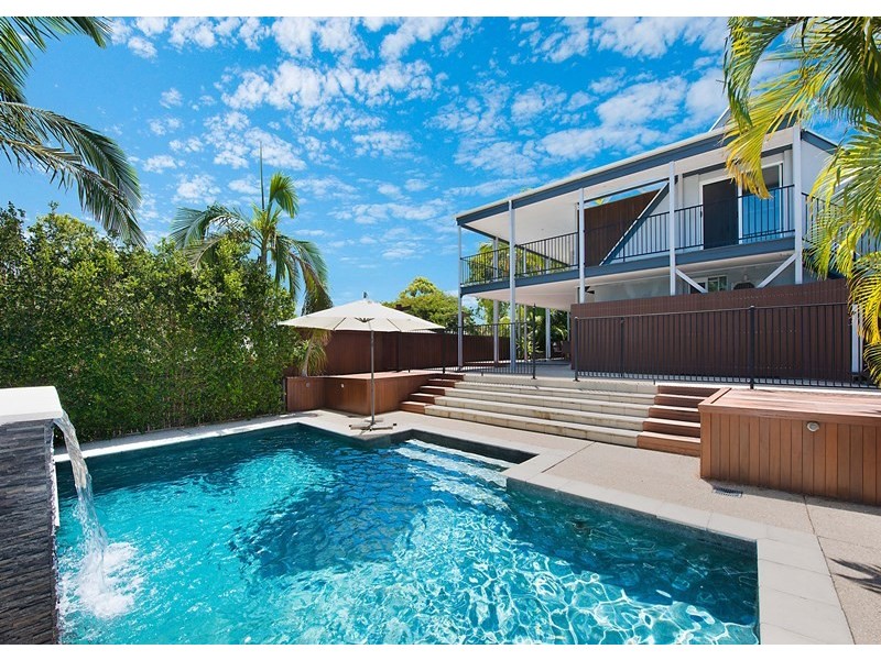 12 Bertrand Road, Sunrise Beach QLD 4567