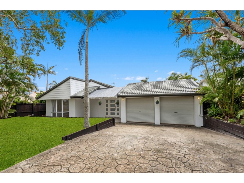 20 Dayspring Street, Sunrise Beach QLD 4567