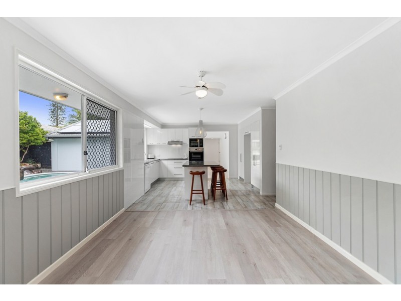 20 Dayspring Street, Sunrise Beach QLD 4567