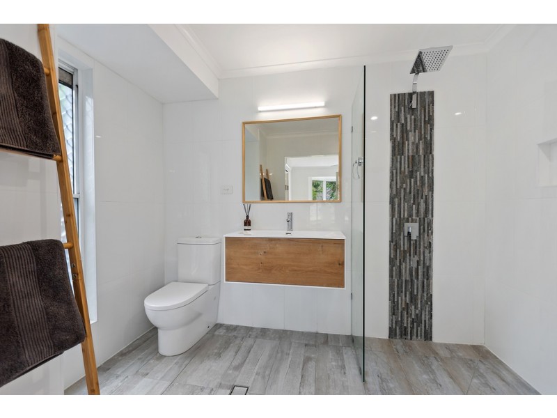 20 Dayspring Street, Sunrise Beach QLD 4567
