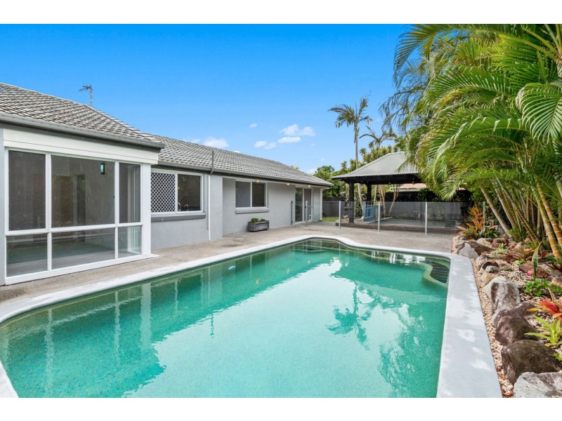 20 Dayspring Street, Sunrise Beach QLD 4567