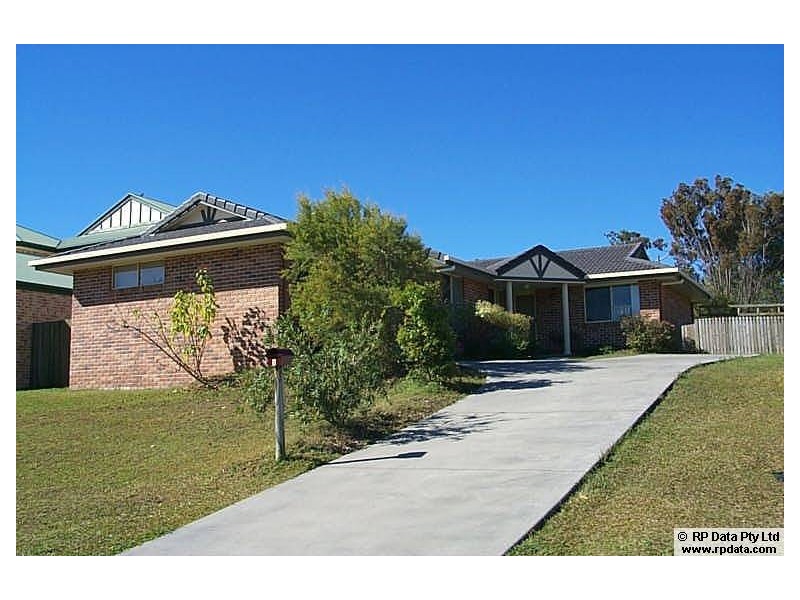 8 Greenway  Court, Tewantin QLD 4565