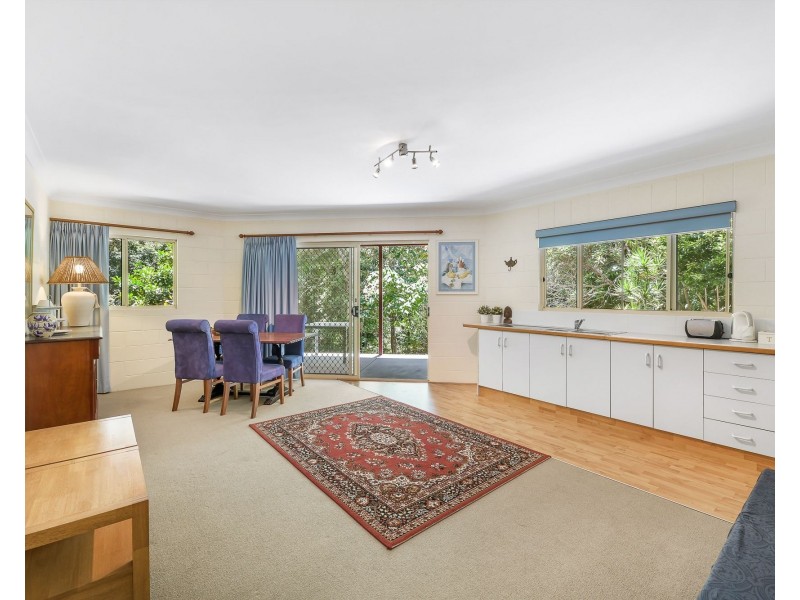 8 Burnett Place, Tewantin QLD 4565