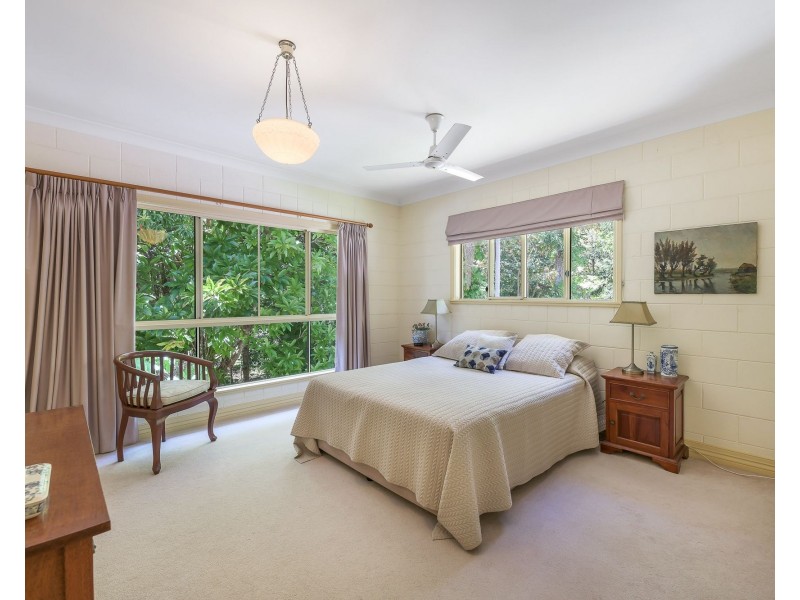 8 Burnett Place, Tewantin QLD 4565