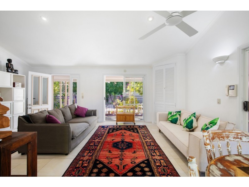 3 Bertrand Road, Sunrise Beach QLD 4567