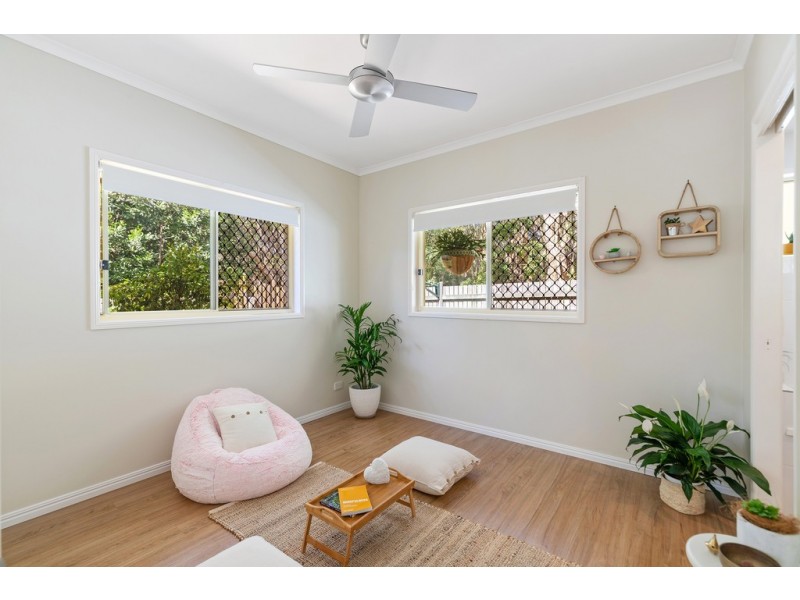 2 Captains Court, Sunrise Beach QLD 4567