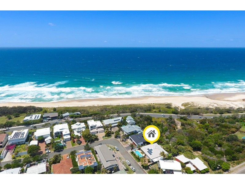4 Corsair Crescent, Sunrise Beach QLD 4567