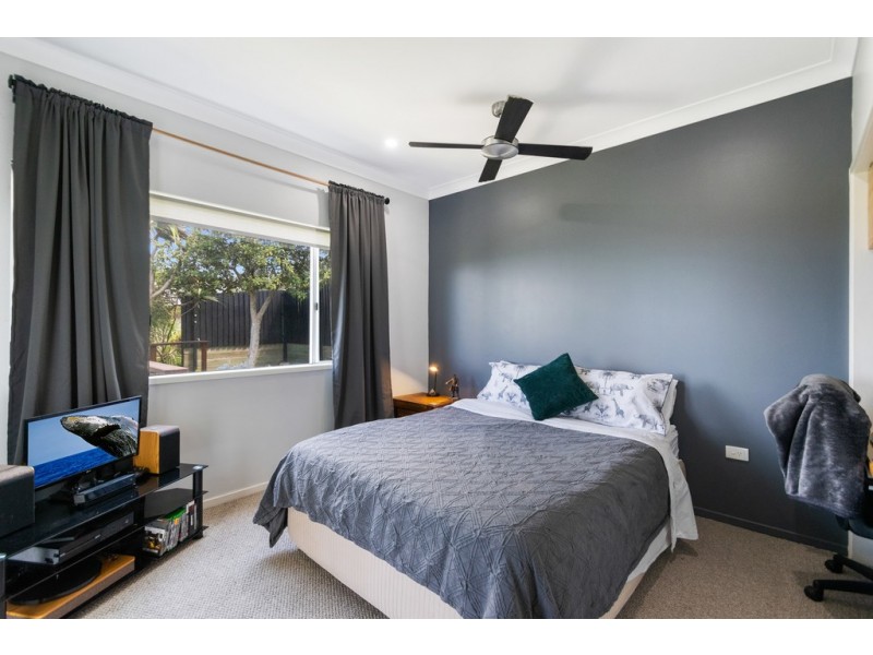 4 Corsair Crescent, Sunrise Beach QLD 4567