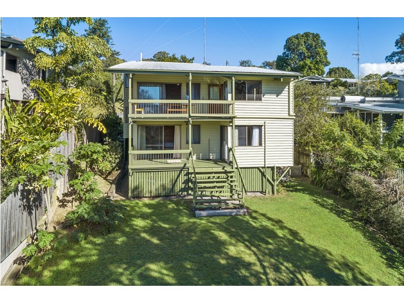 17 Urunga Parade, Boreen Point QLD 4565