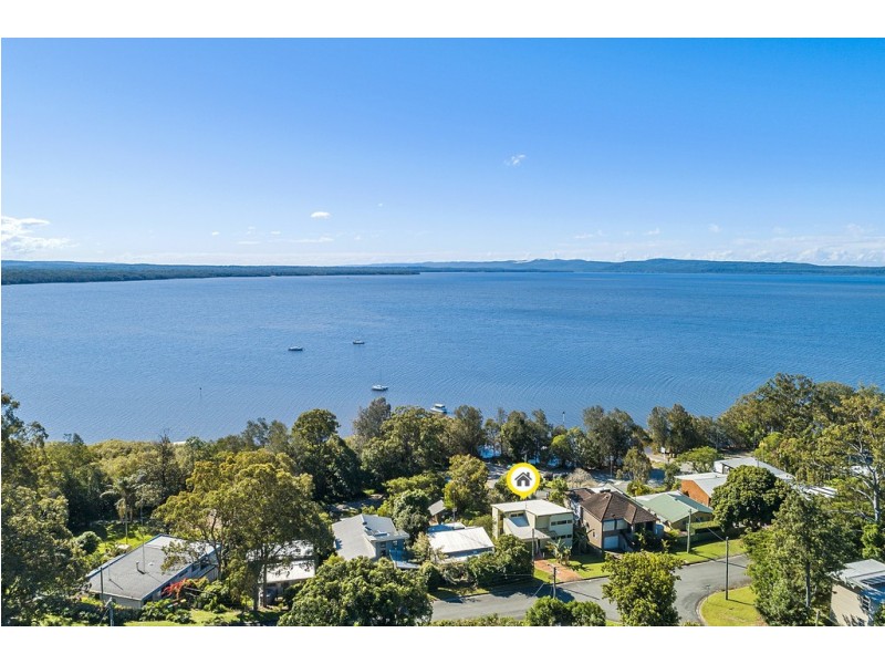 17 Urunga Parade, Boreen Point QLD 4565