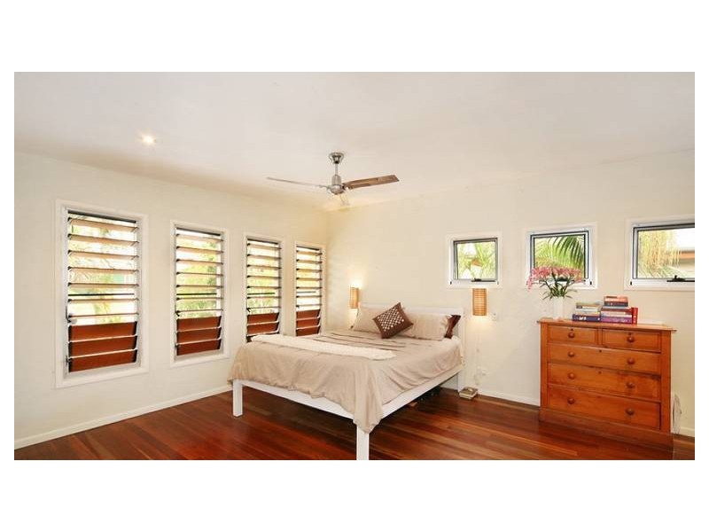 11 Hendry Street, Tewantin QLD 4565