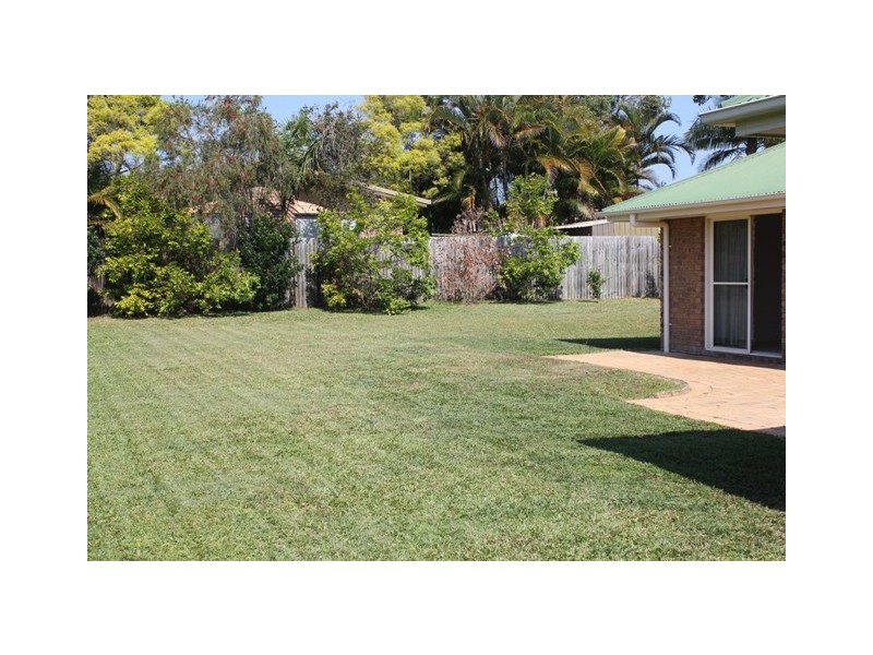 19 Muirfield Crescent, Tewantin QLD 4565