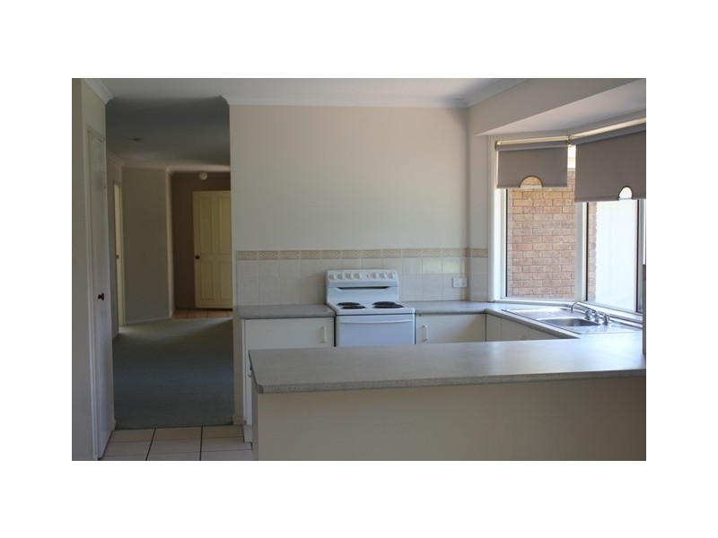 19 Muirfield Crescent, Tewantin QLD 4565