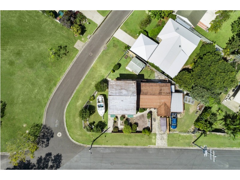 8 William Street, Tewantin QLD 4565