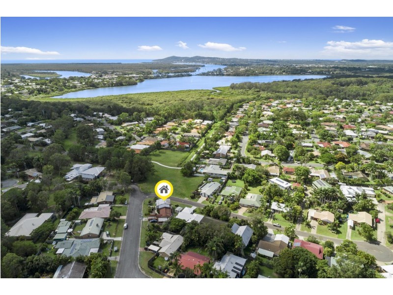 8 William Street, Tewantin QLD 4565