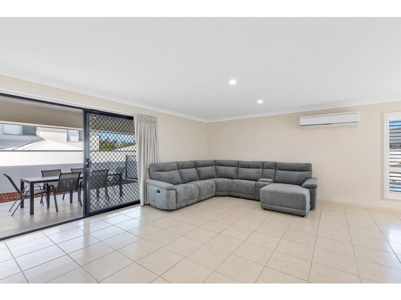 12 Kauri Crescent, Peregian Springs QLD 4573