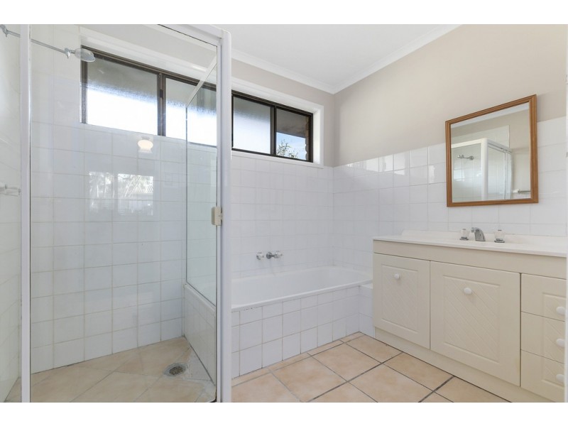 4 Fontaine Court, Tewantin QLD 4565