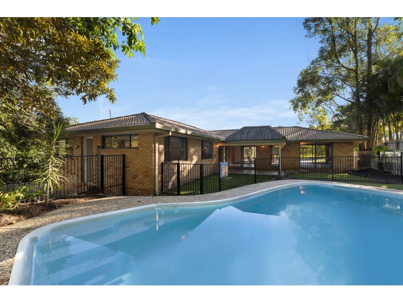 4 Fontaine Court, Tewantin QLD 4565