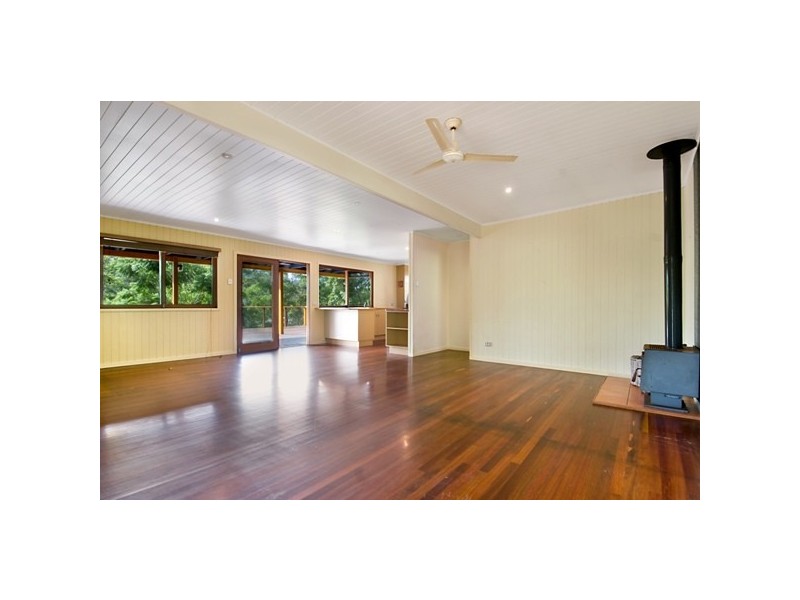 230 Gumboil Road, Tinbeerwah QLD 4563