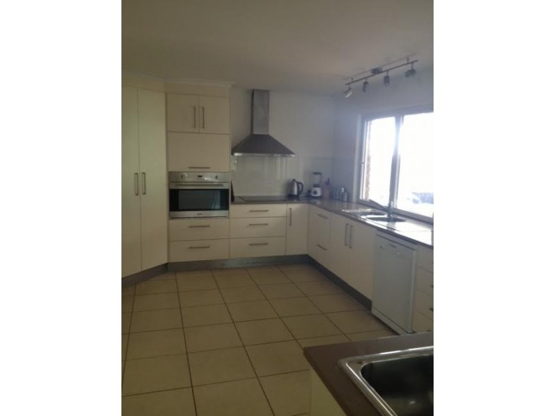 24 Cedarleigh Drive, Tewantin QLD 4565