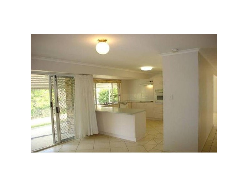 61 Hooper Crescent, Tewantin QLD 4565