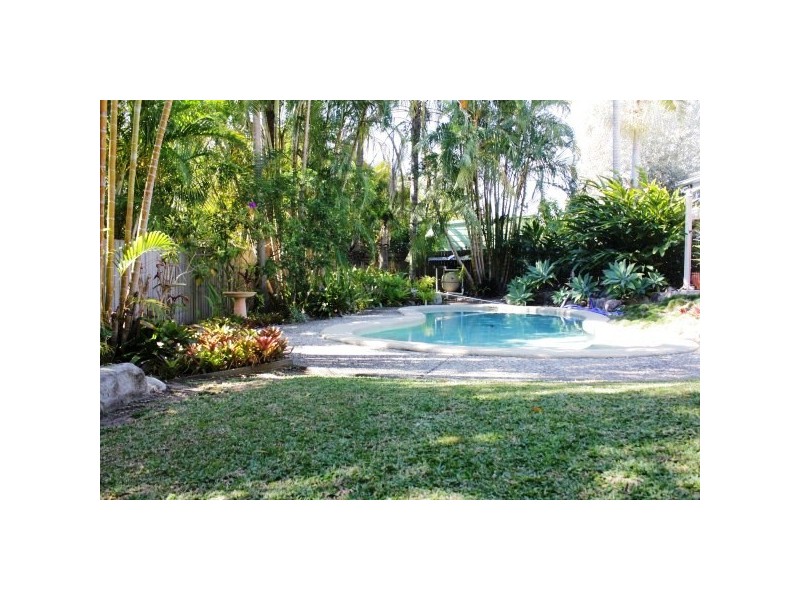 6 Hickory Place, Tewantin QLD 4565