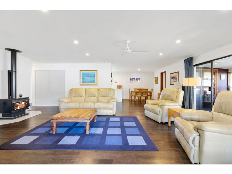 17 Foedera Crescent, Tewantin QLD 4565