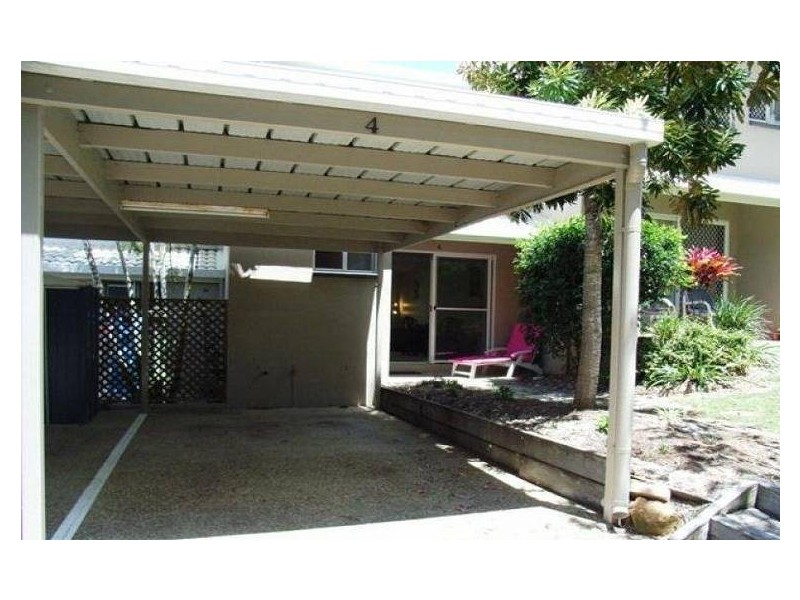 4/23  Margit Crescent, Sunrise Beach QLD 4567