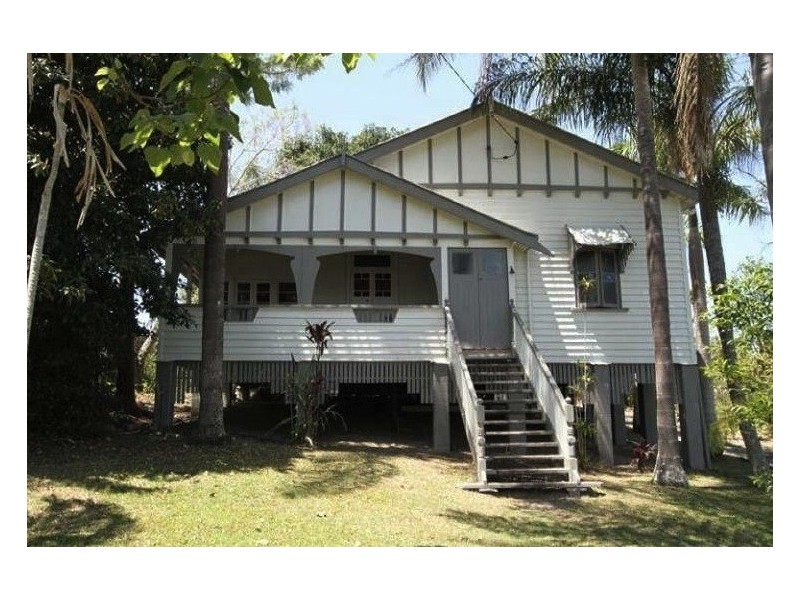 17 Wattle Street, Cooroy QLD 4563