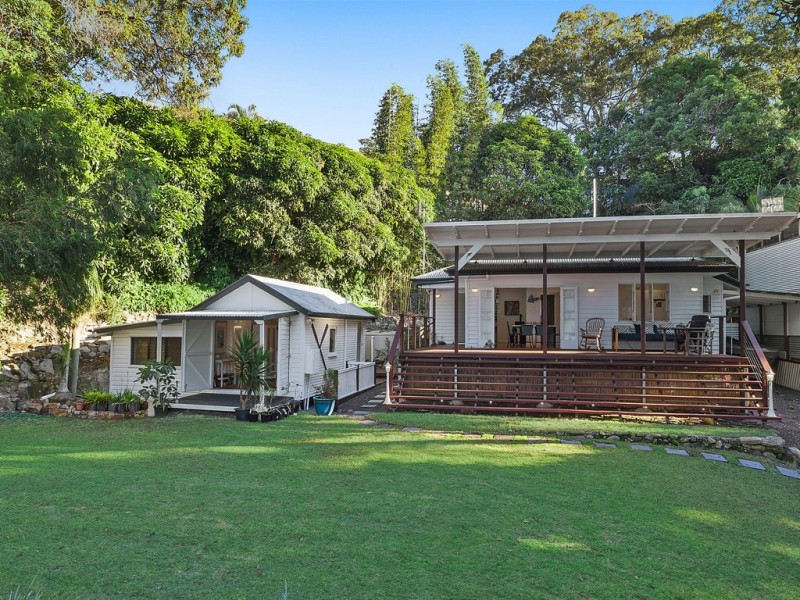 8 Boreen Parade, Boreen Point QLD 4565