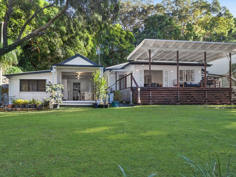 8 Boreen Parade, Boreen Point QLD 4565