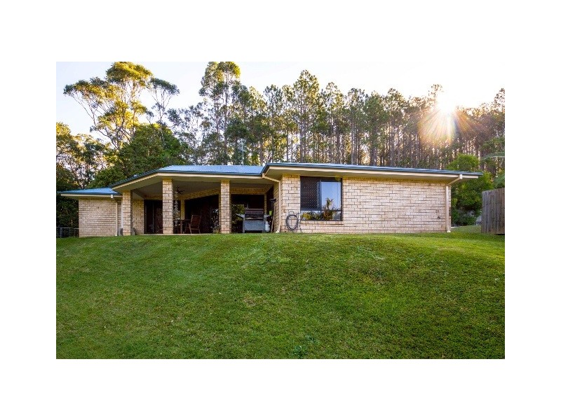 27 Dianella Court, Cooroy QLD 4563