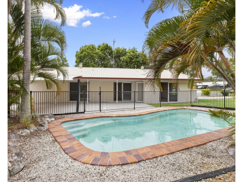 1/10 Avron Close, Tewantin QLD 4565